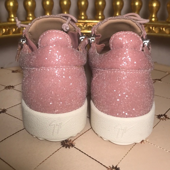Giuseppe Zanotti MayLondon Glitter Sneakers 37 NWT - Picture 4 of 6
